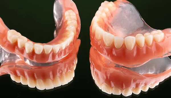 Complete Dentures CD